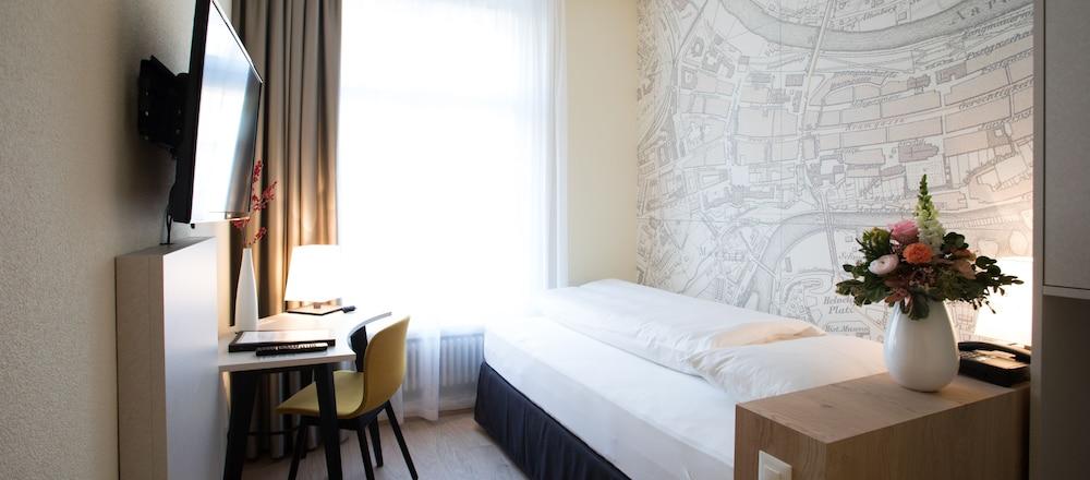 Hotel Kreuz Modern Berna