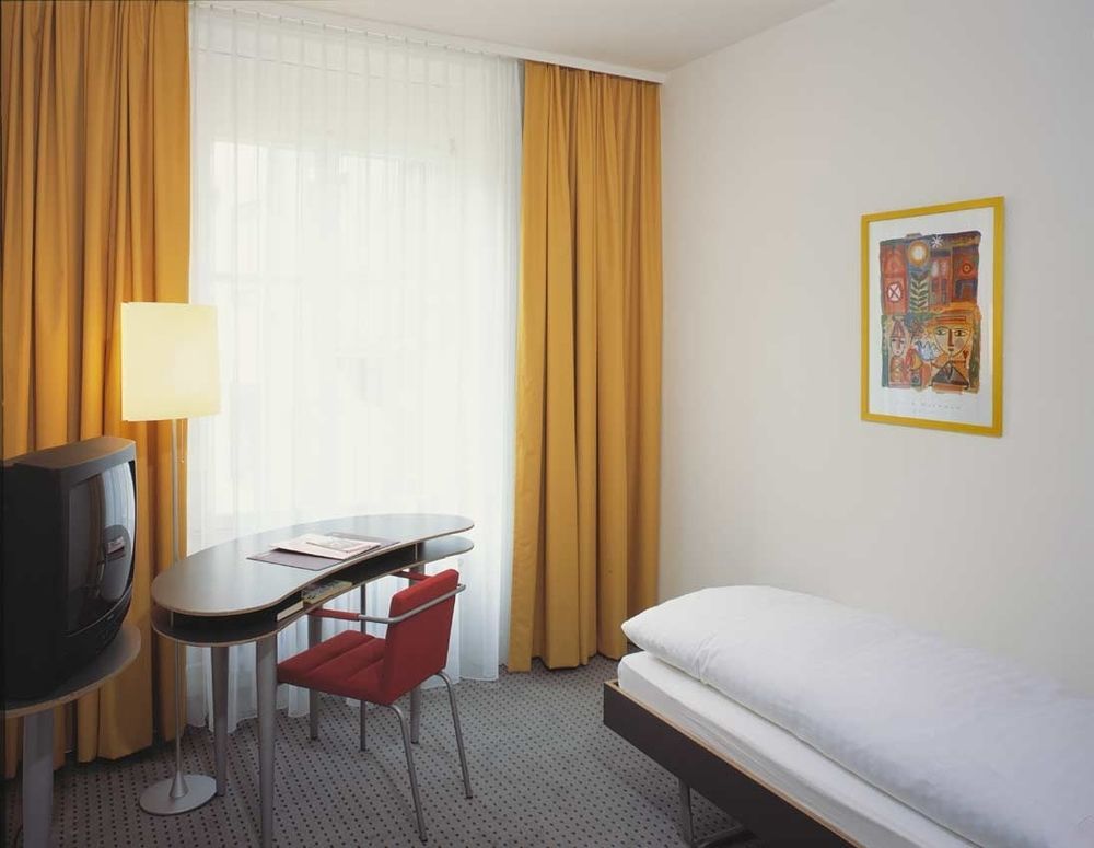 Kreuz Modern 3*
